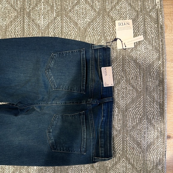 NWT NYDJ Marilyn Straight Jeans size 8 - Picture 4 of 5